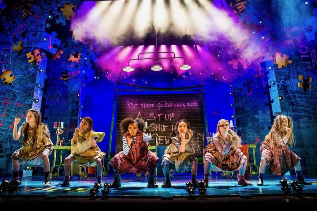 Annie the musical tours UK & Ireland with sound from Autograph